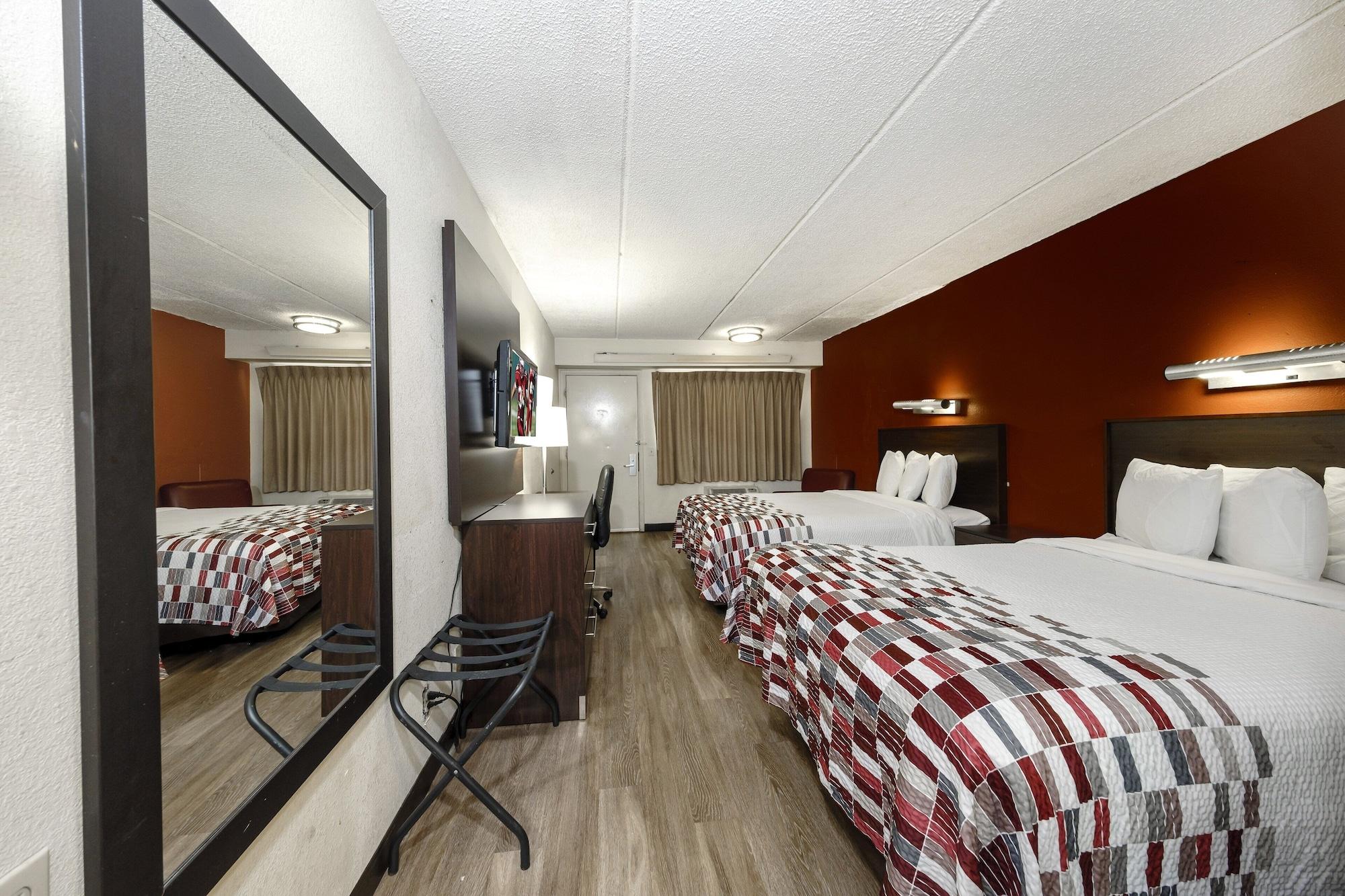 Red Roof Inn Tampa - Brandon Екстер'єр фото