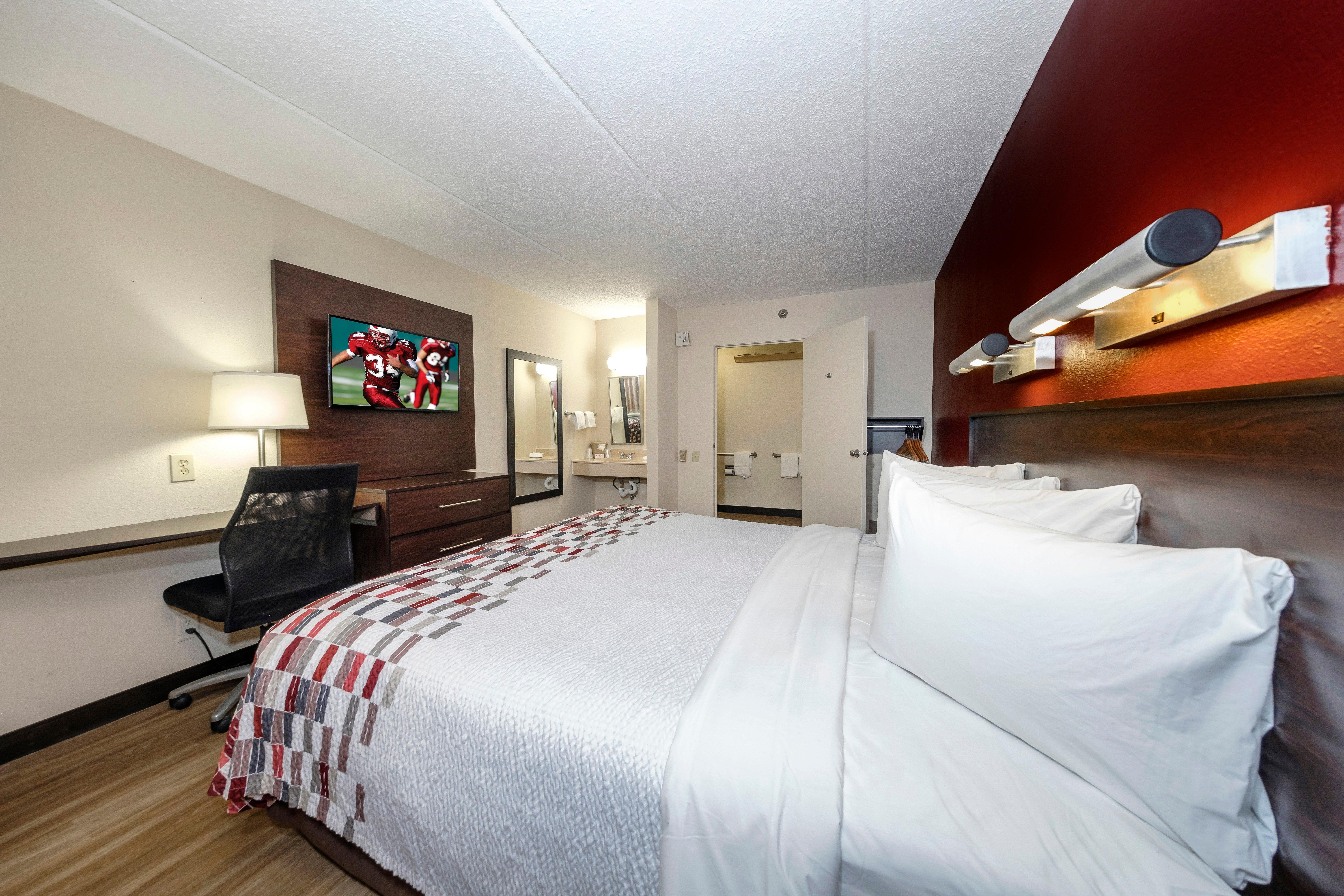 Red Roof Inn Tampa - Brandon Екстер'єр фото