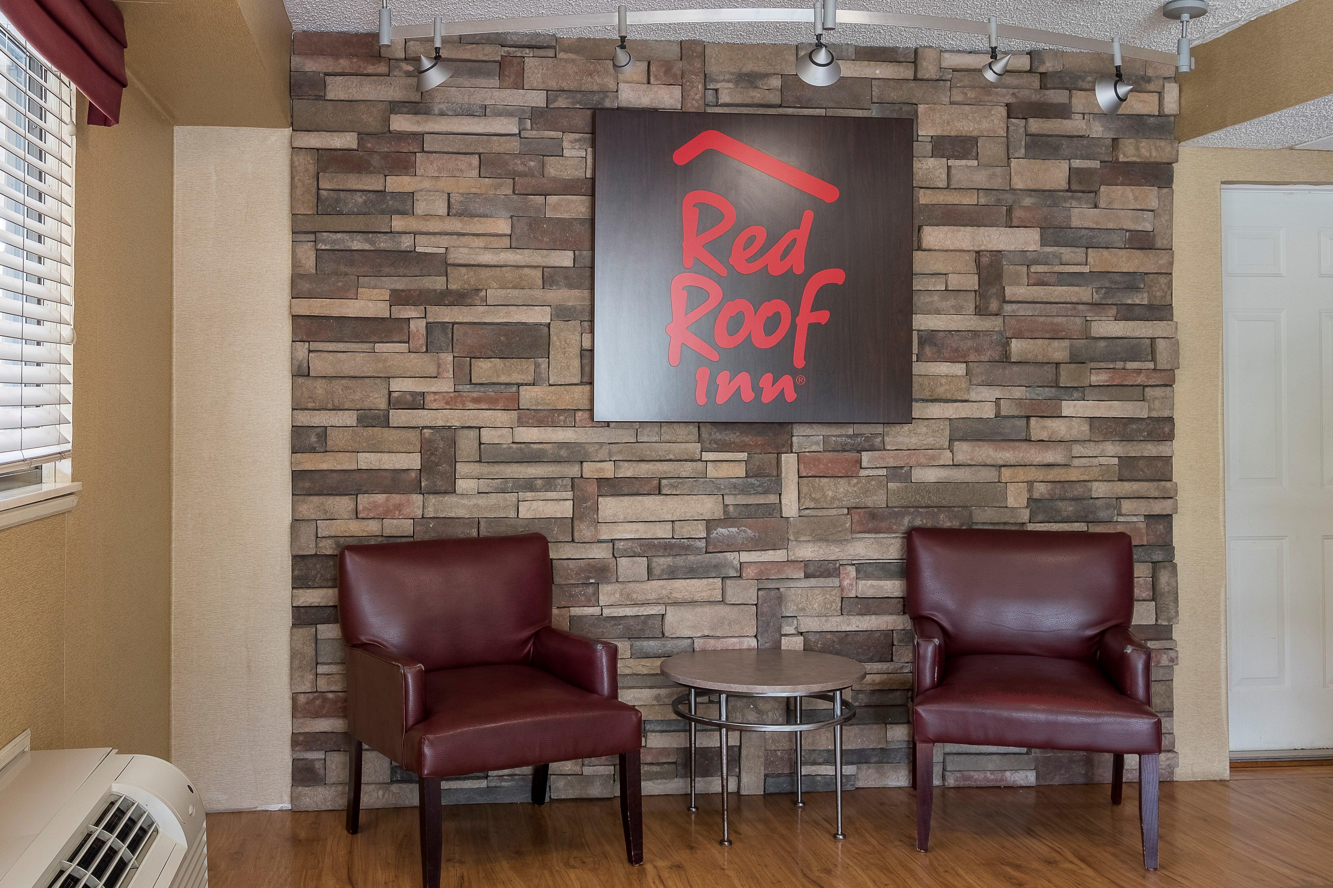 Red Roof Inn Tampa - Brandon Екстер'єр фото