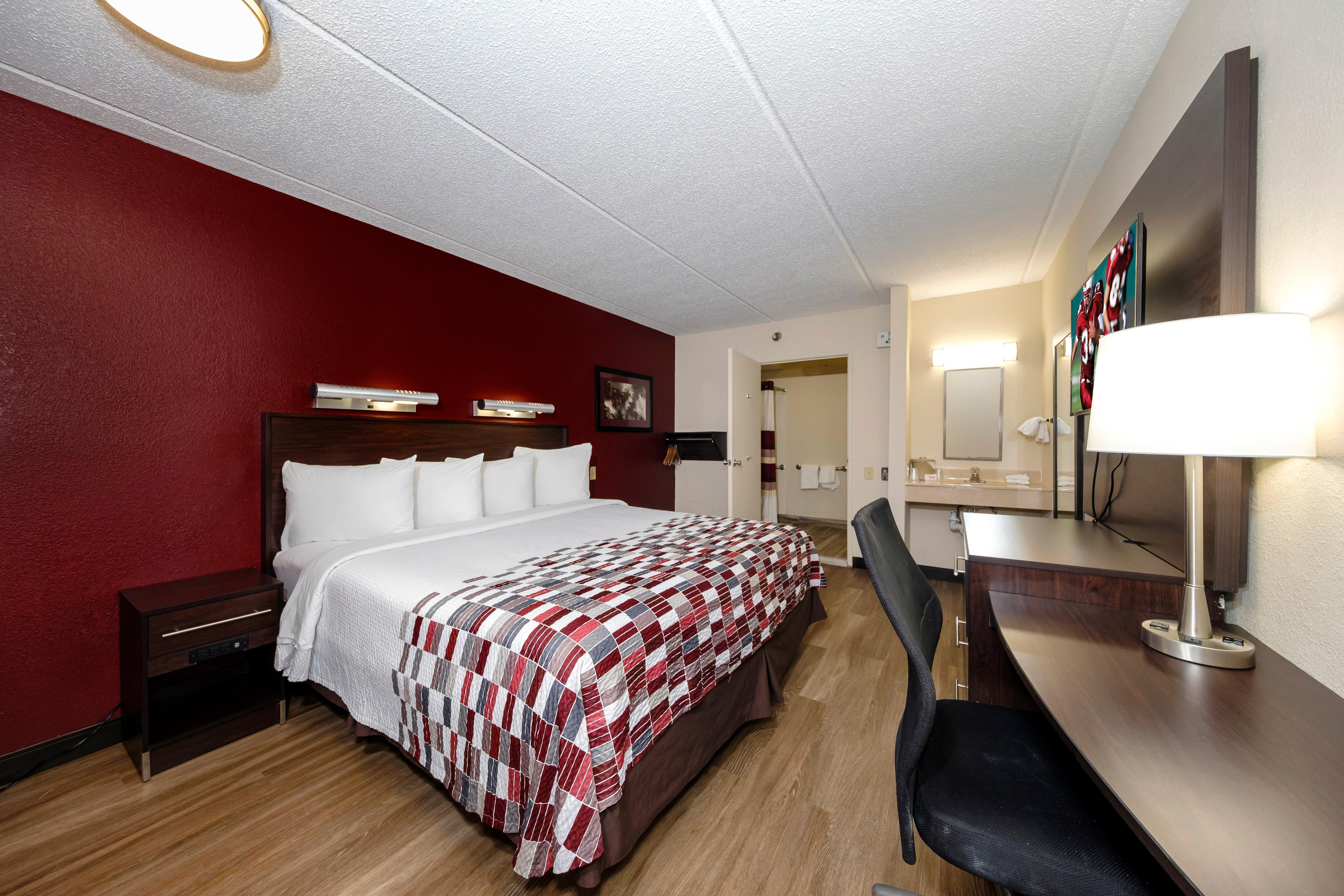 Red Roof Inn Tampa - Brandon Екстер'єр фото